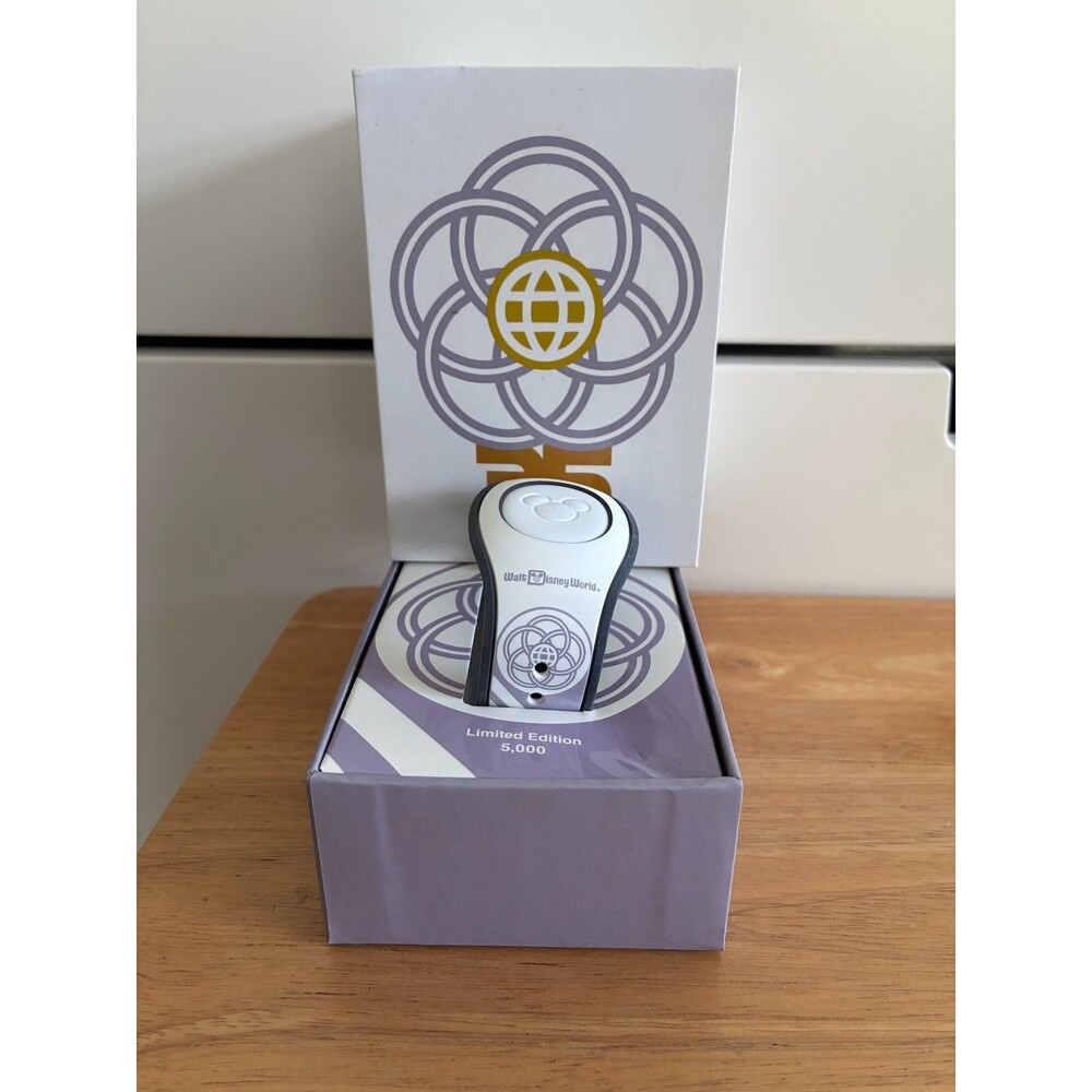 Walt Disney World Epcot 35th Anniversary White Magic Band Figment Design NEW!
